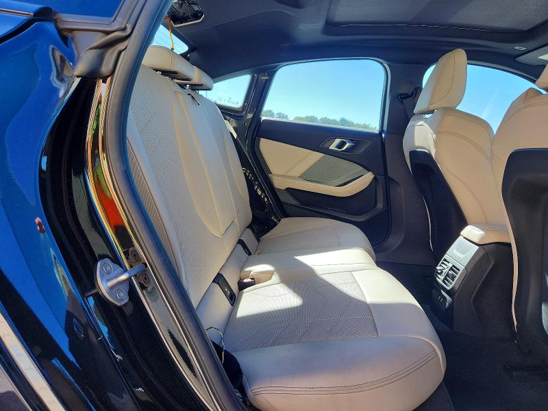Снимка 10 от търг – 2025 BMW 228XI с VIN WBA23GG08S7S52049