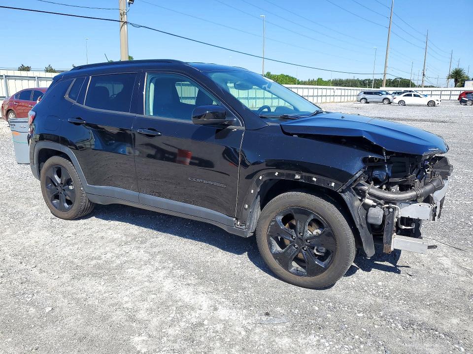 Zdjęcie 4 z aukcji – 2018 JEEP COMPASS z VIN 3C4NJCBB8JT300392