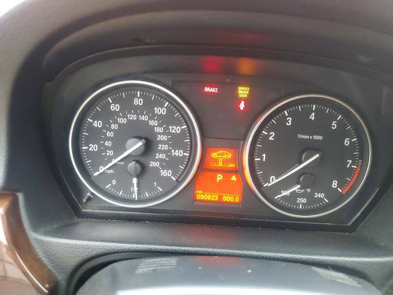 Photo 9 from auction – 2012 BMW 328 with VIN WBADW7C57CE729651