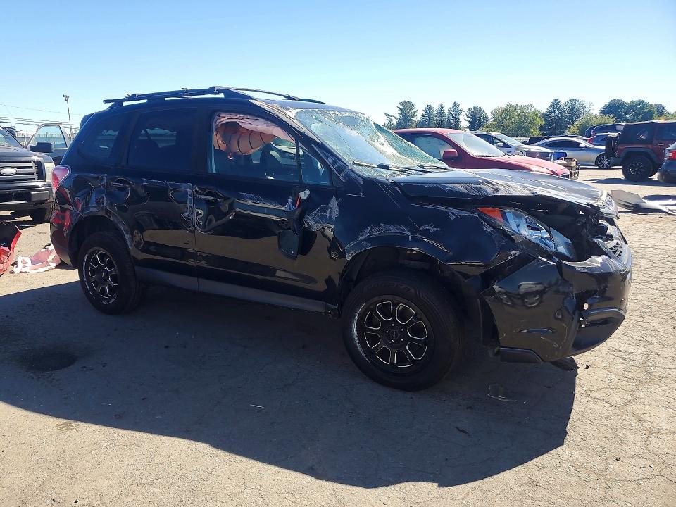 Снимка 4 от търг – 2017 SUBARU FORESTER с VIN JF2SJAJC4HH407757