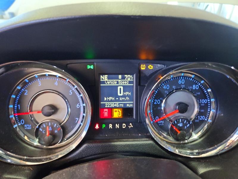Снимка 9 от търг – 2014 CHRYSLER TOWN & COUNTRY с VIN 2C4RC1BGXER295040