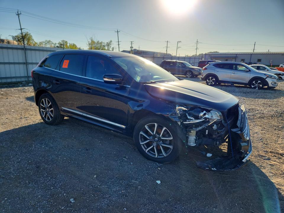 Zdjęcie 4 z aukcji – 2017 VOLVO XC60 z VIN YV449MRR9H2041272