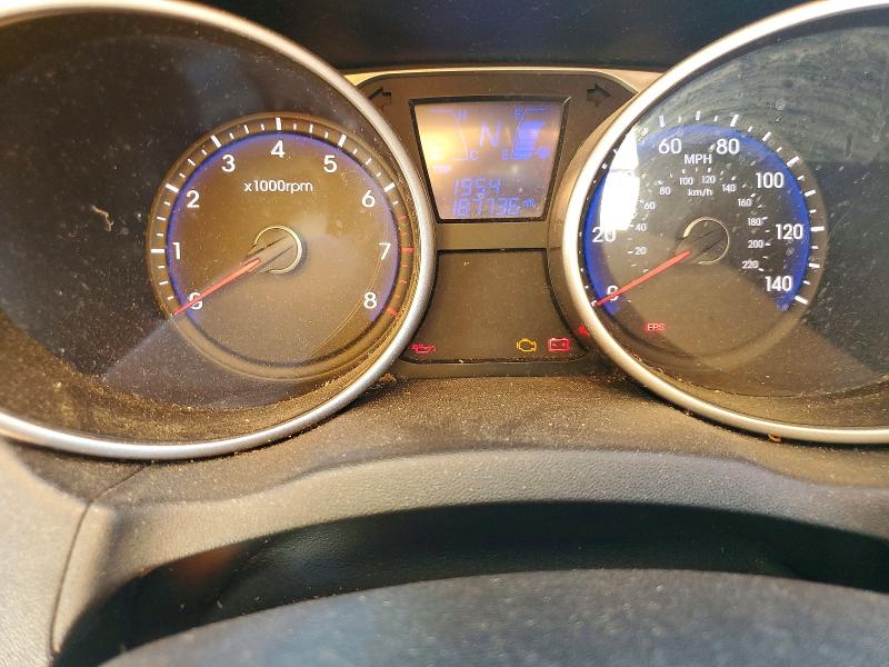 Снимка 9 от търг – 2013 HYUNDAI TUCSON с VIN KM8JUCAC3DU761702