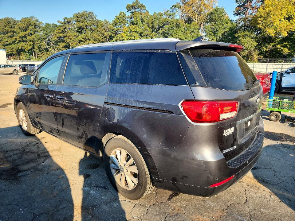 Снимка 2 от търг – 2015 KIA SEDONA с VIN KNDMB5C14F6038608