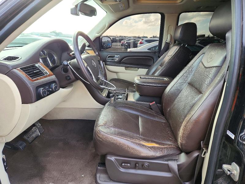 Photo 7 from auction – 2011 CADILLAC ESCALADE with VIN 1GYS4FEJXBR124819
