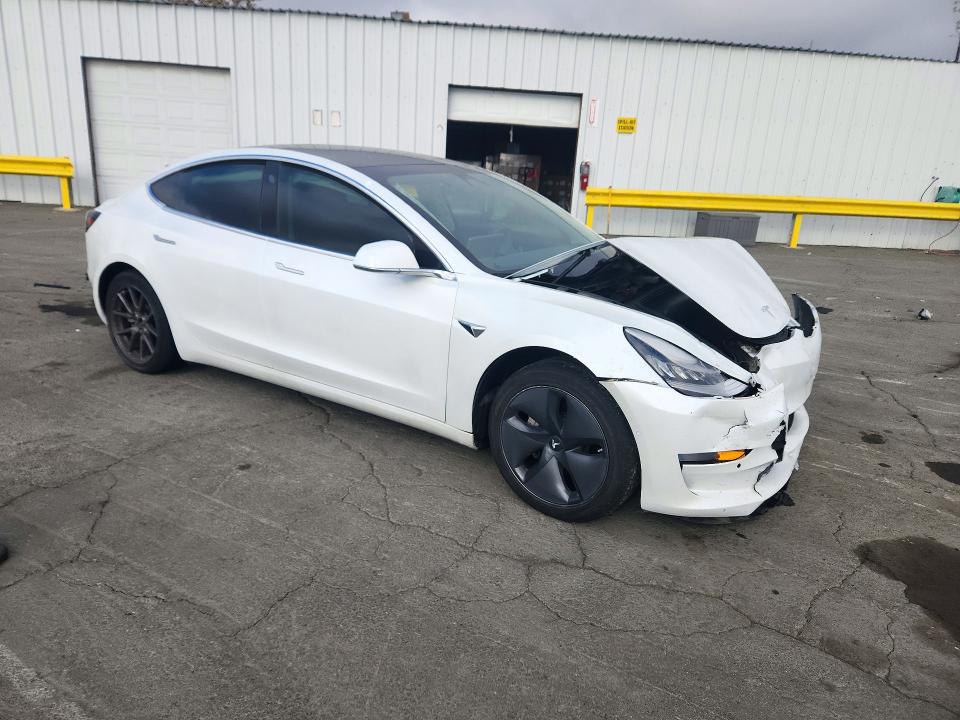 Photo 4 from auction – 2020 TESLA MODEL 3 with VIN 5YJ3E1EA4LF805849