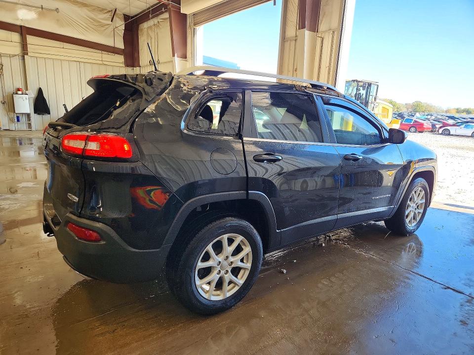 Фото 3 с аукциона – 2016 JEEP CHEROKEE с VIN 1C4PJMCS6GW240869