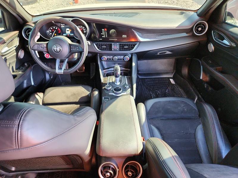Снимка 8 от търг – 2019 ALFA ROMEO GIULIA с VIN ZARFAMEV1K7616129