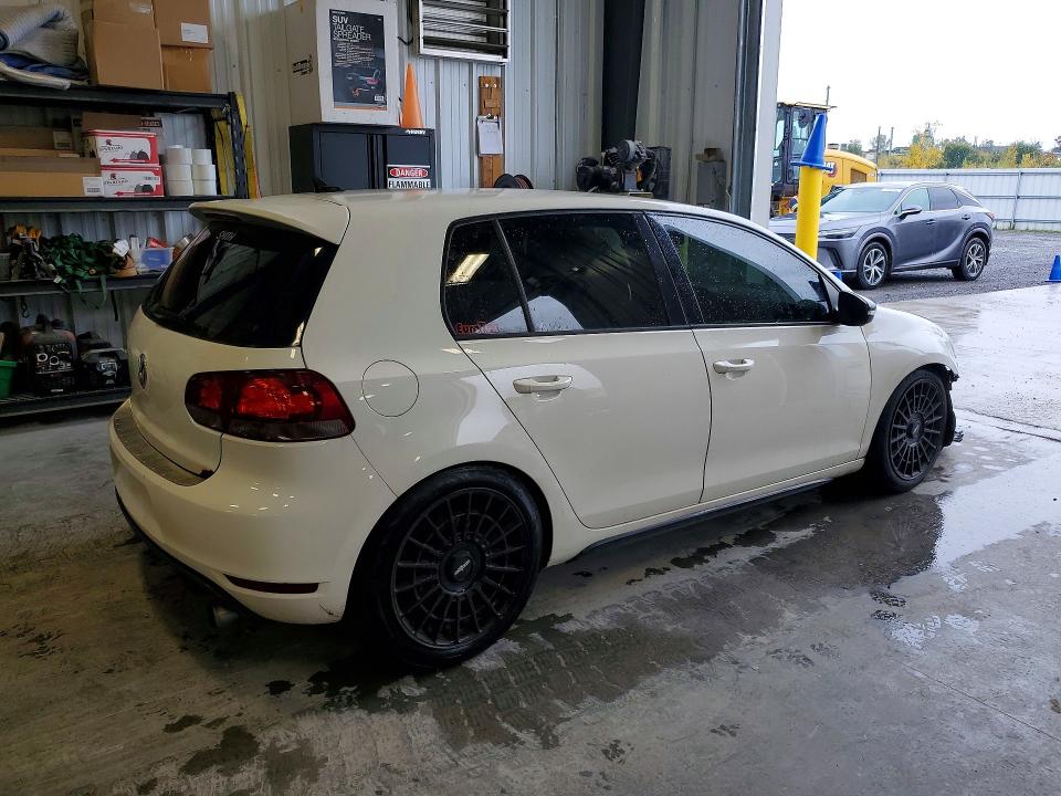 Снимка 3 от търг – 2013 VOLKSWAGEN GTI с VIN WVWHV7AJ8DW141275