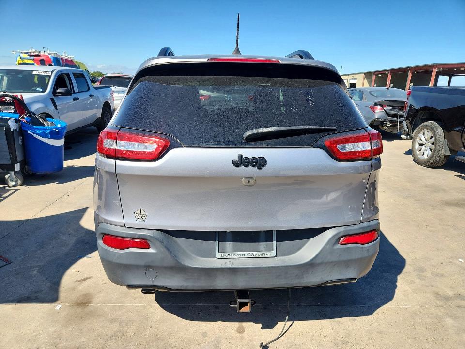Foto 6 de la subasta – 2018 JEEP CHEROKEE con VIN 1C4PJLCB3JD510038