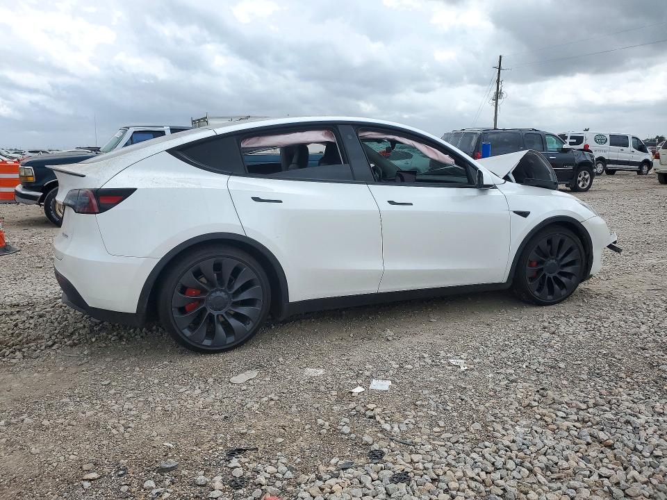 Photo 3 from auction – 2023 TESLA MODEL Y with VIN 7SAYGDEF9PF713481