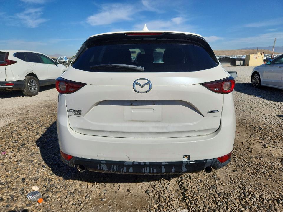 Снимка 6 от търг – 2017 MAZDA CX-5 с VIN JM3KFBCL2H0127666
