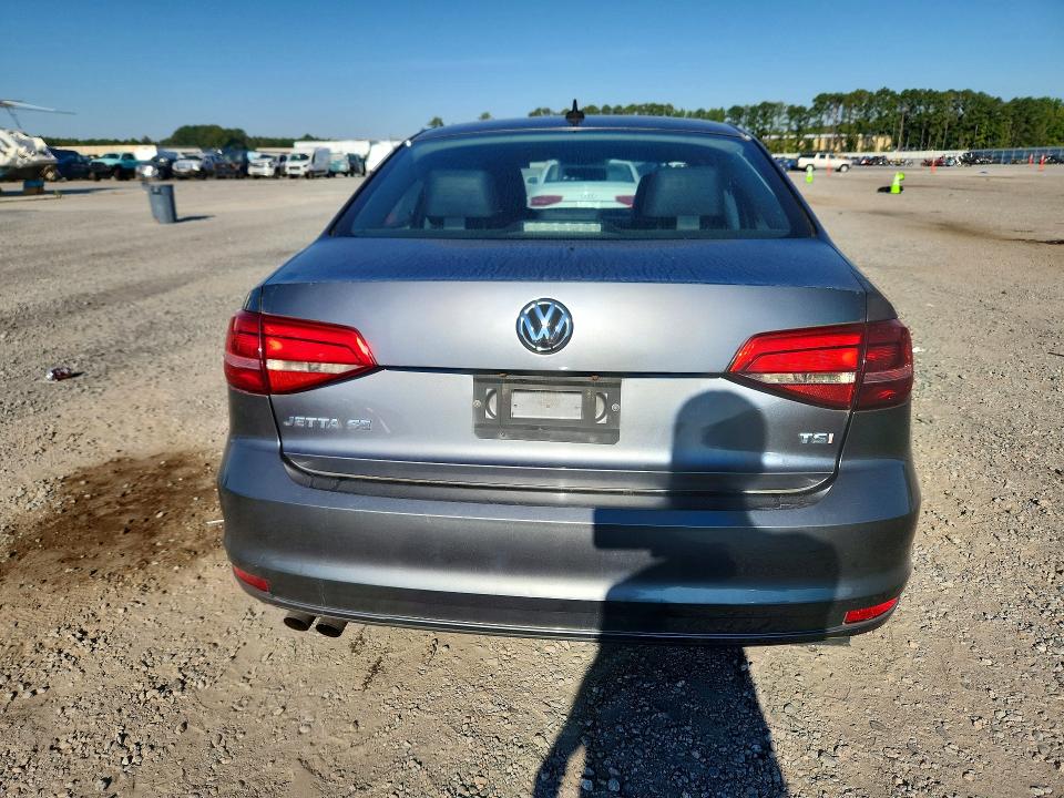Photo 6 from auction – 2015 VOLKSWAGEN JETTA with VIN 3VWD17AJ3FM350191