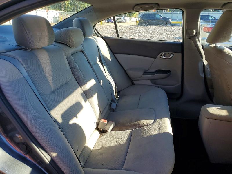 Photo 10 from auction – 2012 HONDA CIVIC with VIN 2HGFB2F82CH517962