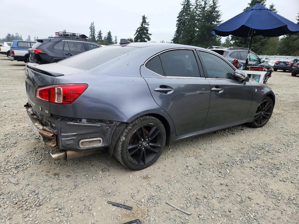 Снимка 3 от търг – 2013 LEXUS IS с VIN JTHBF5C27D5191635