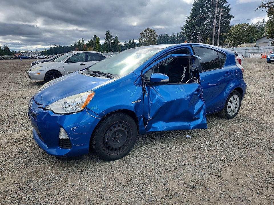 TOYOTA PRIUS C 2014 z numerem VIN JTDKDTB39E1562874 - Zdjęcie z aukcji