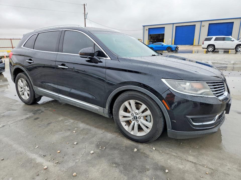 Photo 4 from auction – 2016 LINCOLN MKX with VIN 2LMTJ6JR5GBL47407