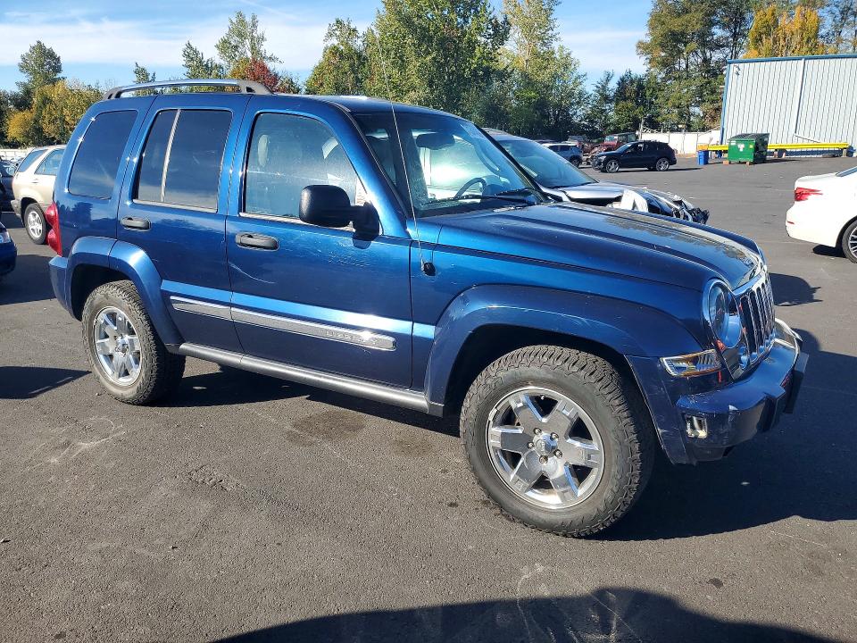 Foto 4 de la subasta – 2005 JEEP LIBERTY con VIN 1J8GL58K65W516207