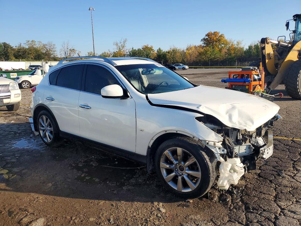Снимка 4 от търг – 2015 INFINITI QX50 с VIN JN1BJ0HR8FM773201