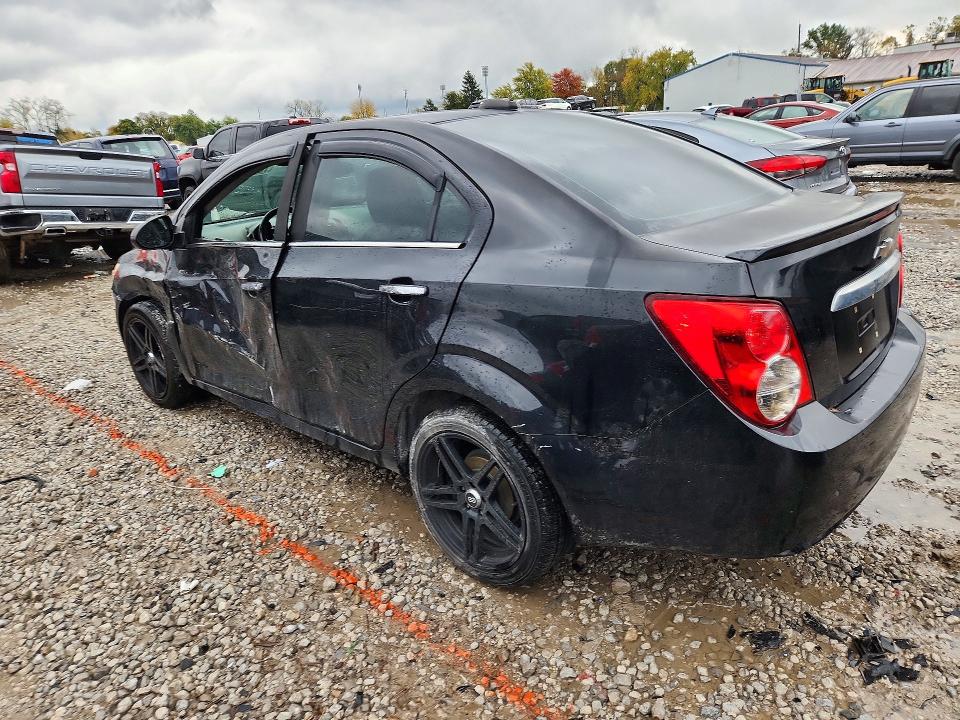 Снимка 2 от търг – 2015 CHEVROLET SONIC с VIN 1G1JE5SB5F4189109