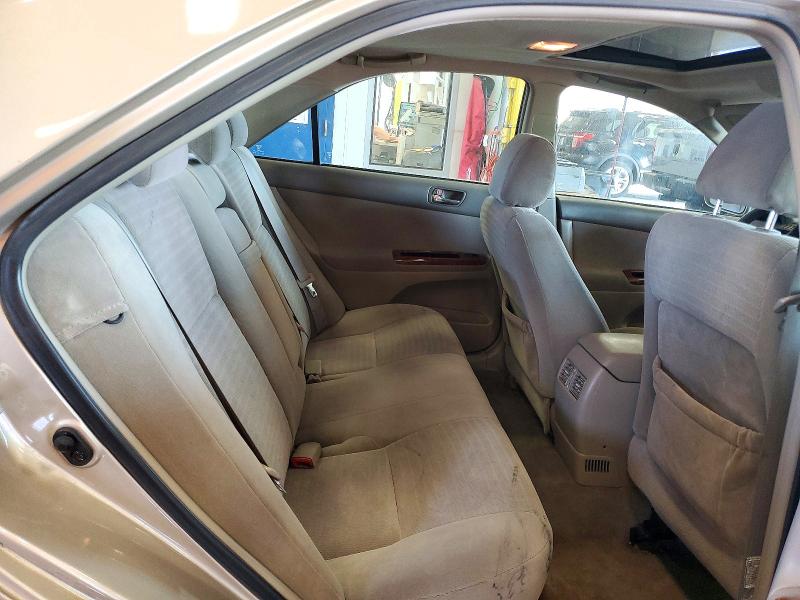 Снимка 10 от търг – 2005 TOYOTA CAMRY с VIN 4T1BE32K75U974371