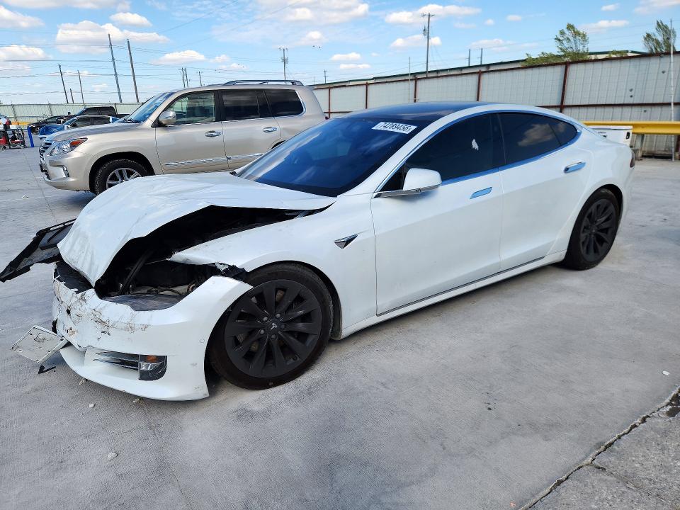 TESLA MODEL S 2020 with VIN 5YJSA1E27LF400293 - Photo from auction