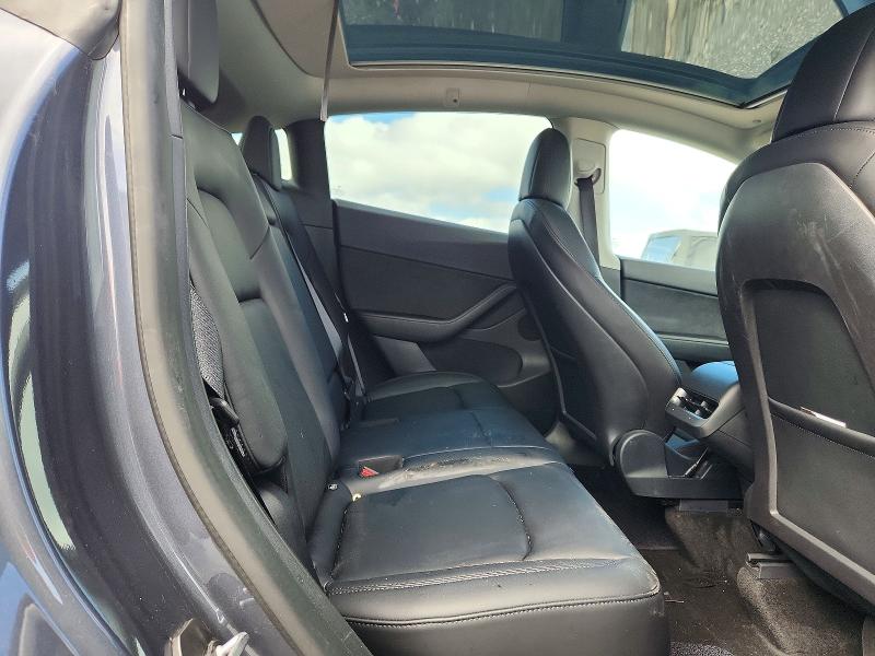 Снимка 11 от търг – 2022 TESLA MODEL Y с VIN 7SAYGDEF6NF379214