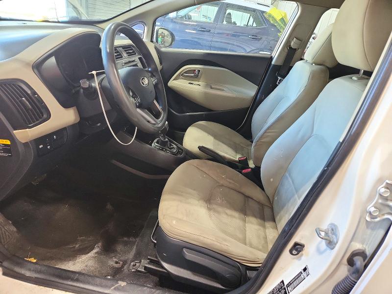 Foto 7 de la subasta – 2013 KIA RIO con VIN KNADM5A30D6152257
