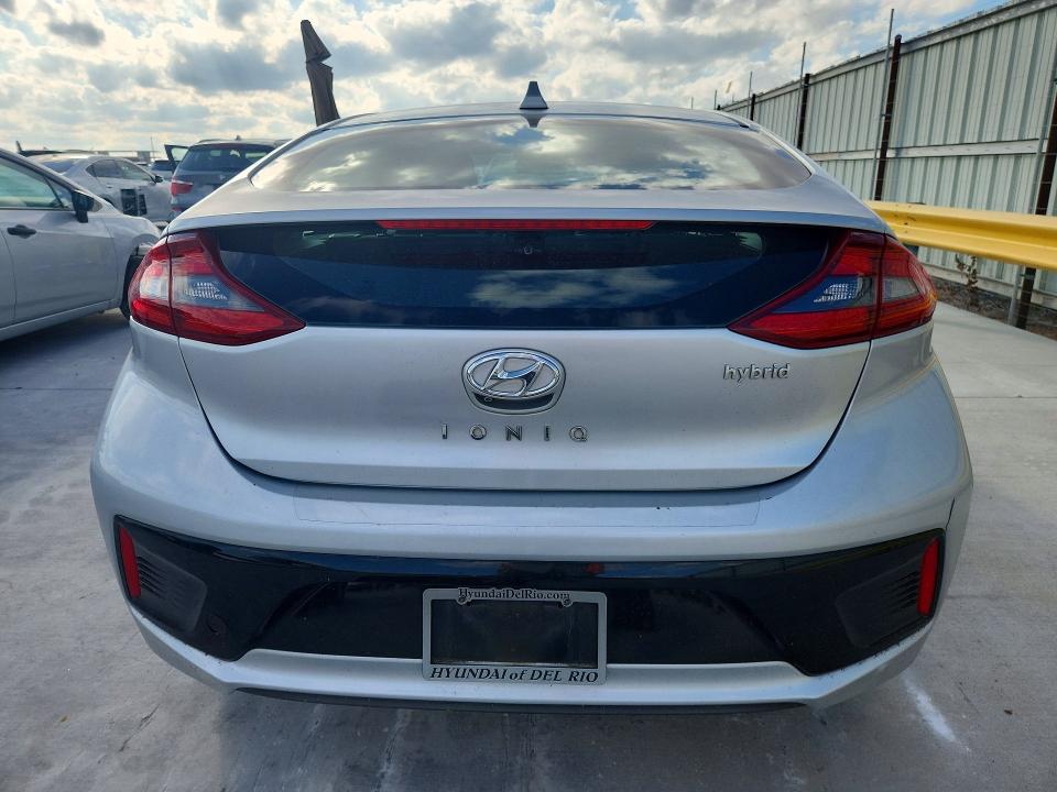 Photo 6 from auction – 2017 HYUNDAI IONIQ with VIN KMHC75LCXHU024589
