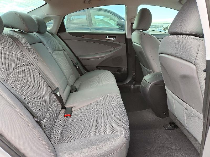 Снимка 10 от търг – 2014 HYUNDAI SONATA с VIN 5NPEB4AC3EH868049