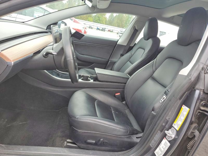 Photo 7 from auction – 2018 TESLA MODEL 3 with VIN 5YJ3E1EB9JF185361