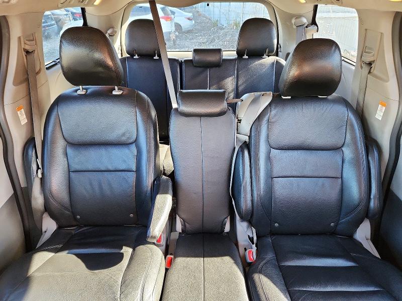 صورة رقم 10 من المزاد - 2018 TOYOTA SIENNA مع VIN 5TDKZ3DC5JS902274