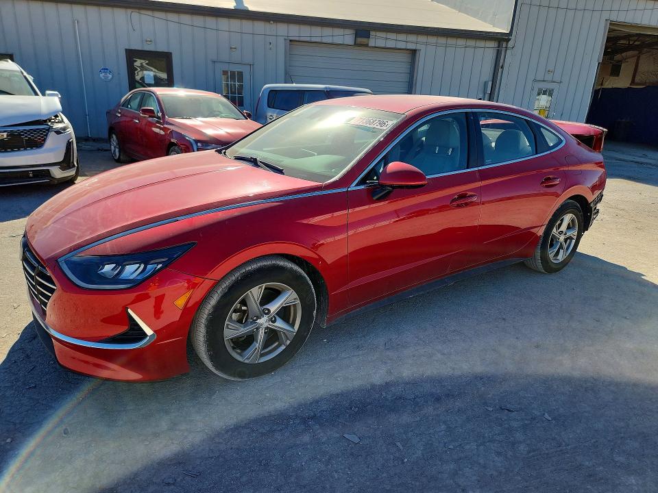 HYUNDAI SONATA 2021 с VIN 5NPEG4JA7MH105370 - Снимка от търг