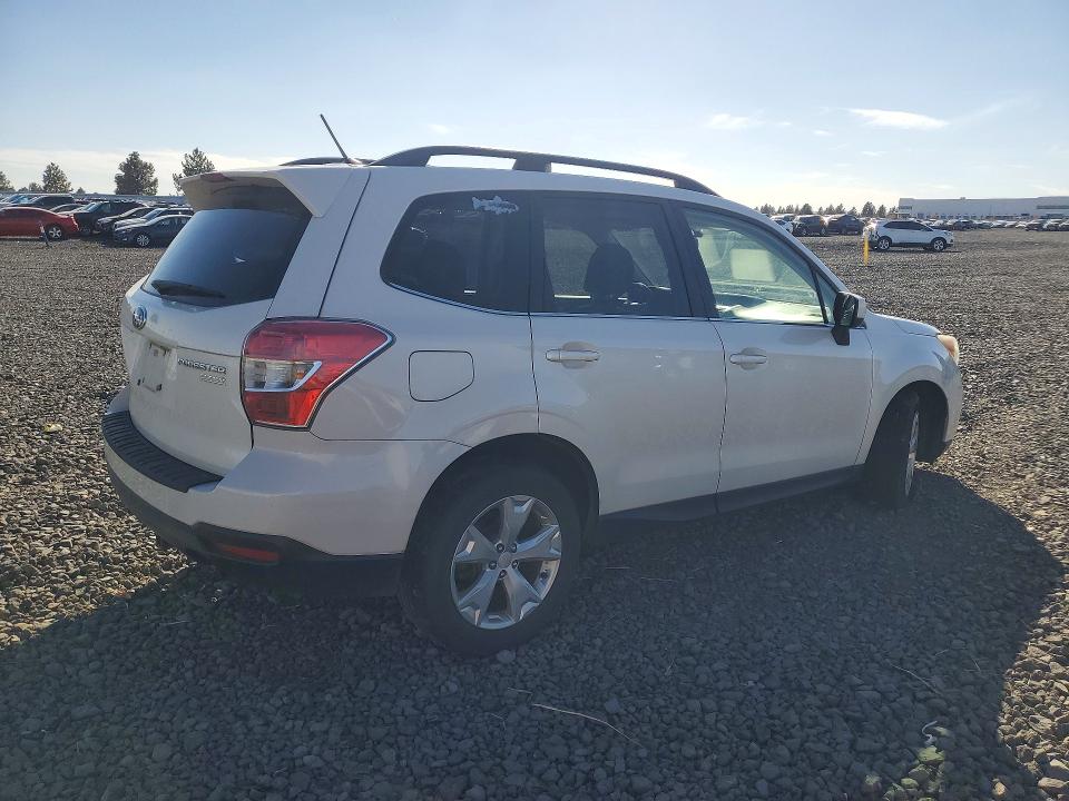 Снимка 3 от търг – 2014 SUBARU FORESTER с VIN JF2SJAHC3EH479499