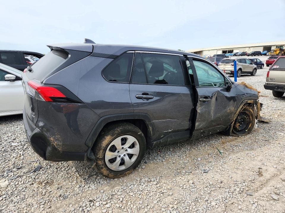 Снимка 3 от търг – 2024 TOYOTA RAV4 с VIN 2T3F1RFV2RW462499