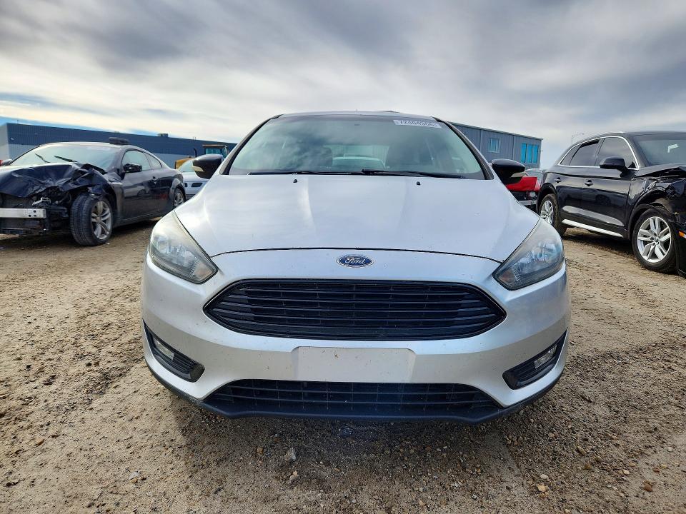 Photo 5 from auction – 2016 FORD FOCUS with VIN 1FADP3K27GL286795