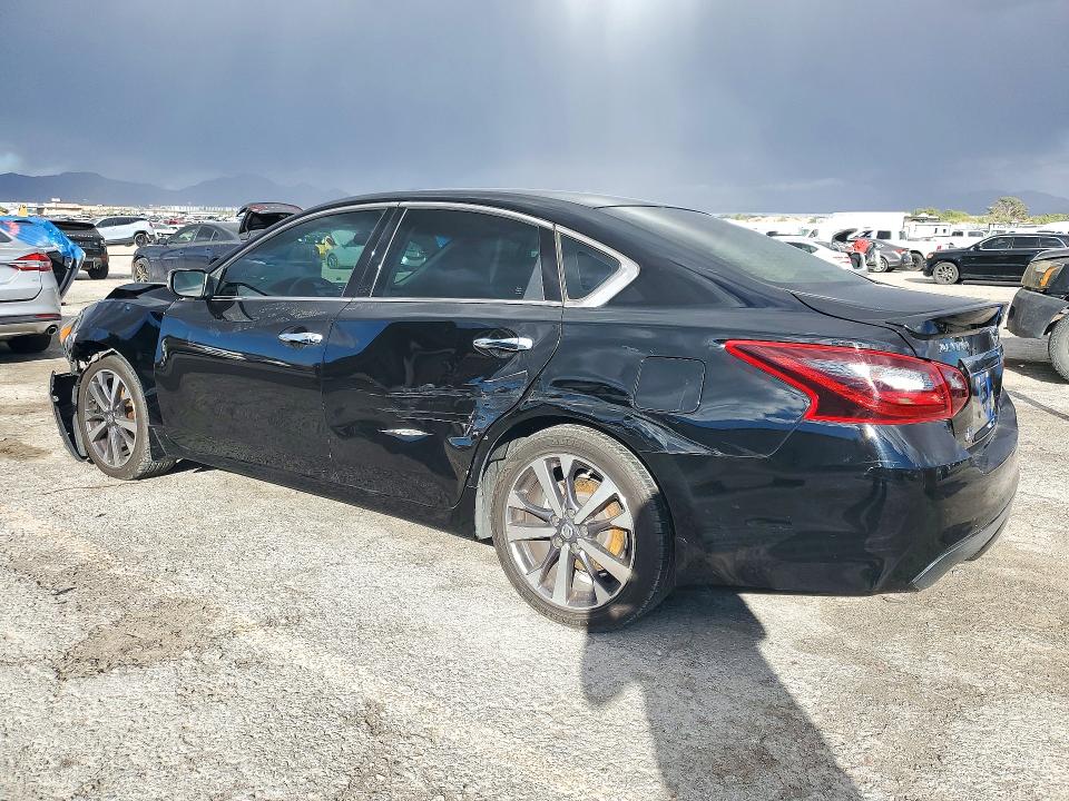 Photo 2 from auction – 2017 NISSAN ALTIMA with VIN 1N4AL3AP2HN359623