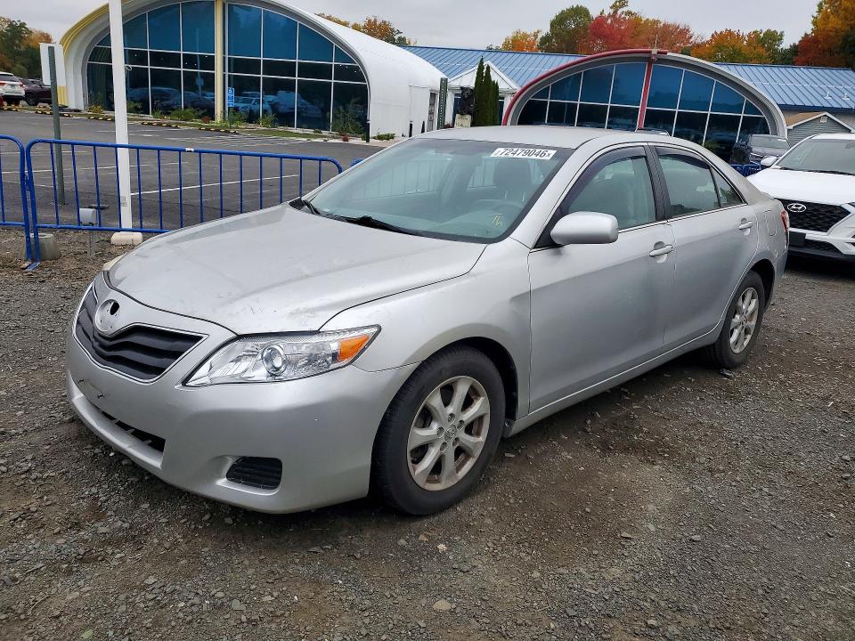 Снимка 1 от търг – 2011 TOYOTA CAMRY с VIN 4T4BF3EK3BR214268