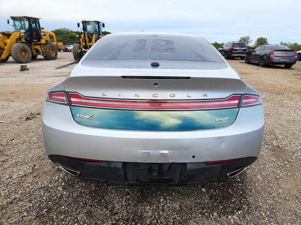 Foto 6 de la subasta – 2015 LINCOLN MKZ con VIN 3LN6L2LU8FR606789