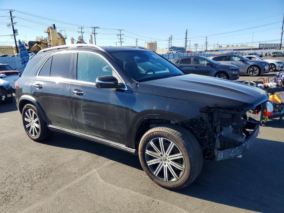 Снимка 4 от търг – 2026 MERCEDES-BENZ GLE с VIN 4JGFB4FB0TB501883