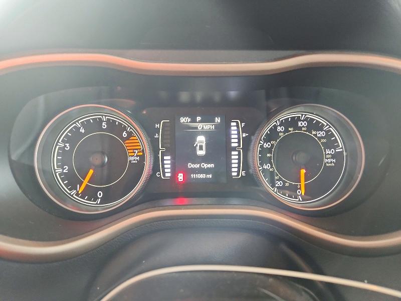 Снимка 9 от търг – 2017 JEEP CHEROKEE с VIN 1C4PJLAB0HW559179