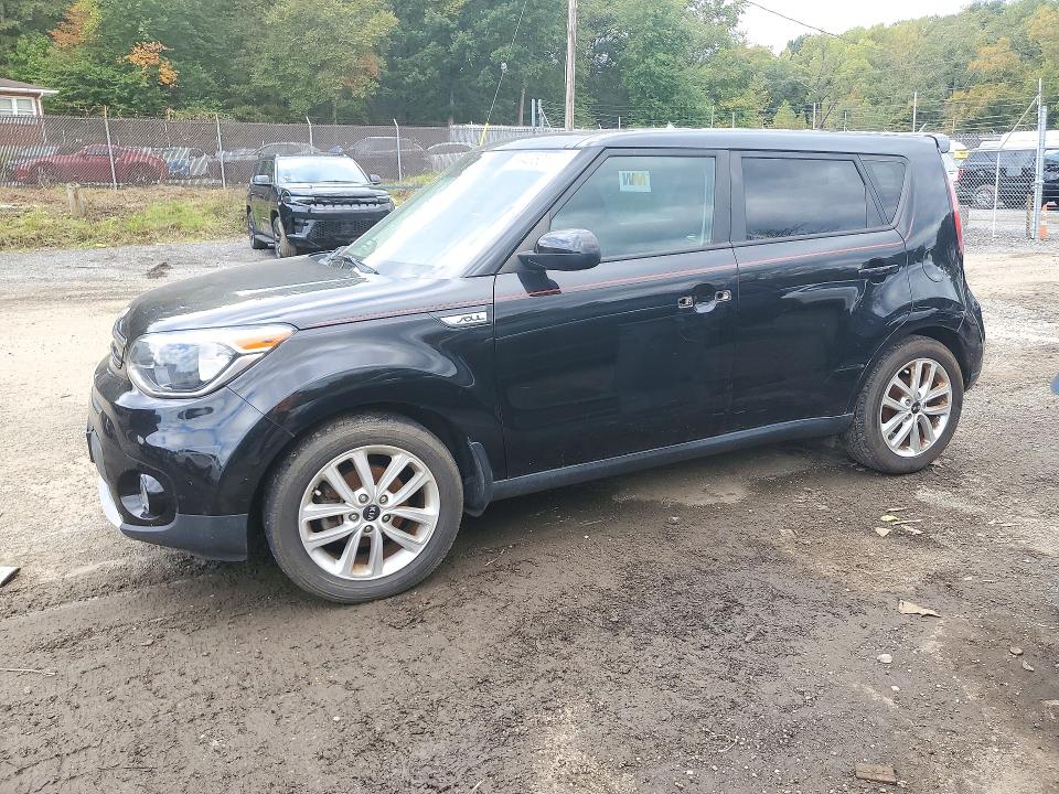 Фото 1 с аукциона – 2017 KIA SOUL с VIN KNDJP3A51H7437424