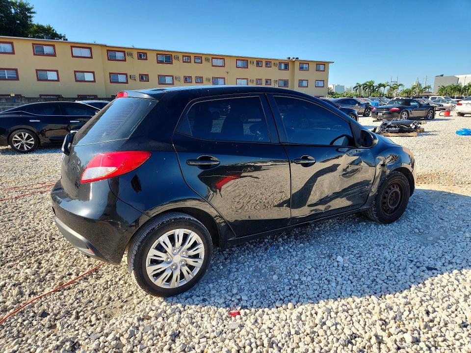 Zdjęcie 3 z aukcji – 2012 MAZDA MAZDA2 z VIN JM1DE1KZ9C0143215