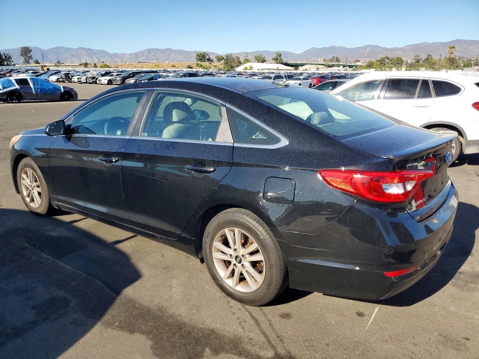Снимка 2 от търг – 2015 HYUNDAI SONATA с VIN 5NPE24AF9FH018809