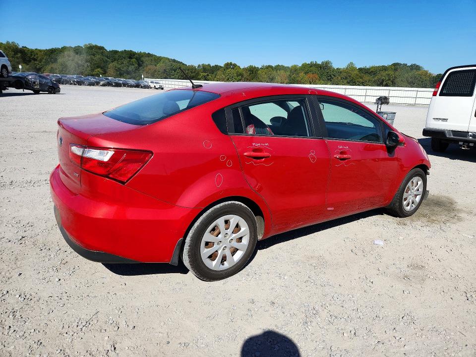 Фото 3 с аукциона – 2017 KIA RIO с VIN KNADM4A36H6011869