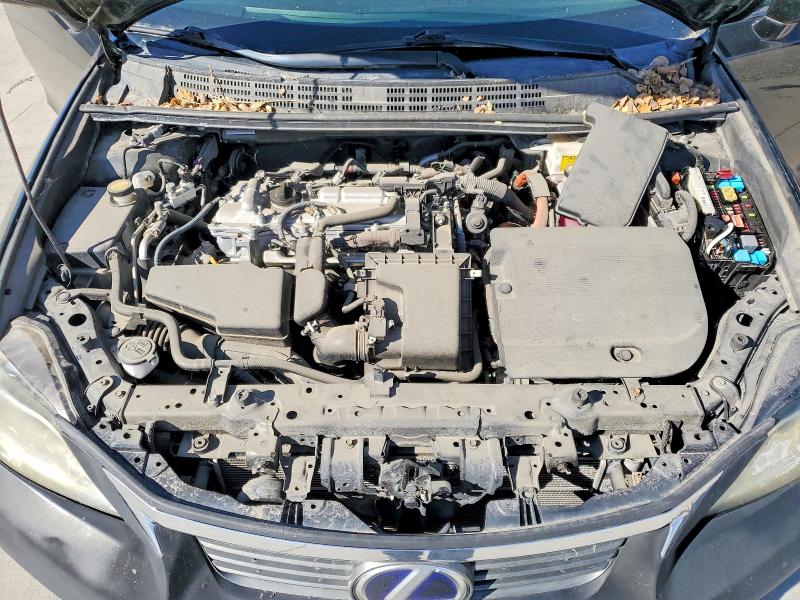 Фото 11 с аукциона – 2011 LEXUS CT с VIN JTHKD5BH6B2030560