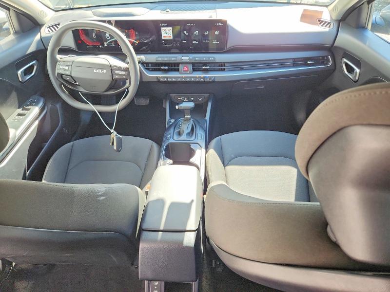 Photo 8 from auction – 2026 KIA K4 with VIN 3KPFT4DE1TE255685