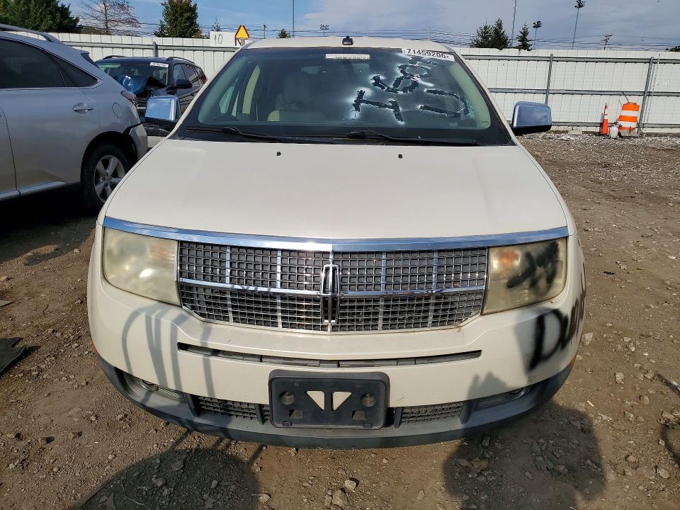 صورة رقم 5 من المزاد - 2008 LINCOLN MKX مع VIN 2LMDU88C78BJ02554