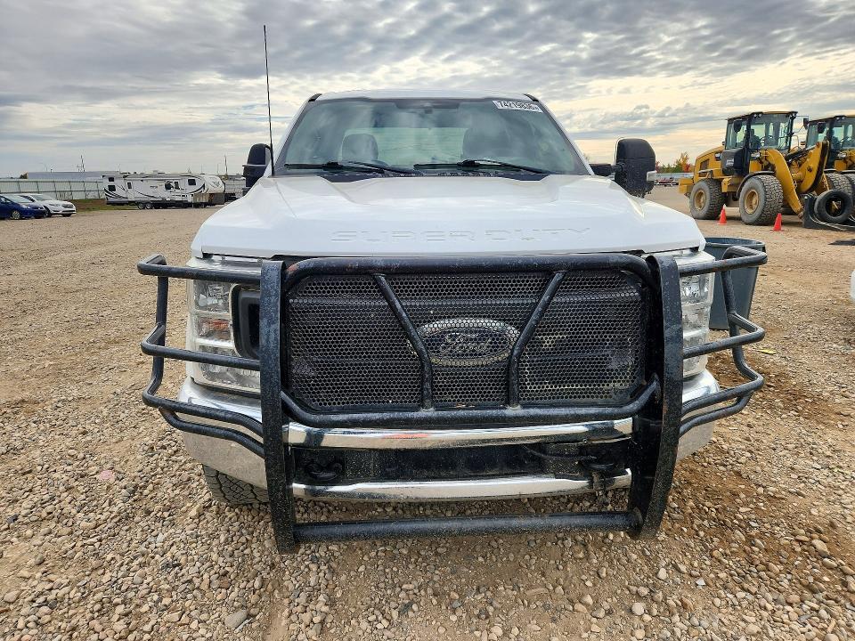 Снимка 5 от търг – 2022 FORD F250 с VIN 1FT7W2BN0NEF04768