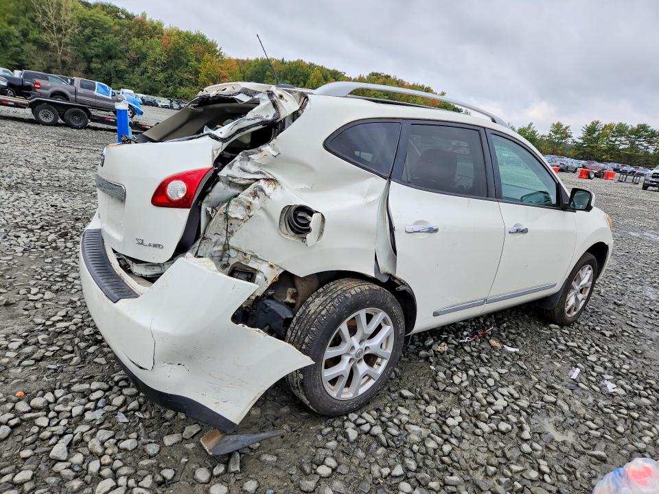 Photo 3 from auction – 2012 NISSAN ROGUE with VIN JN8AS5MV2CW403470